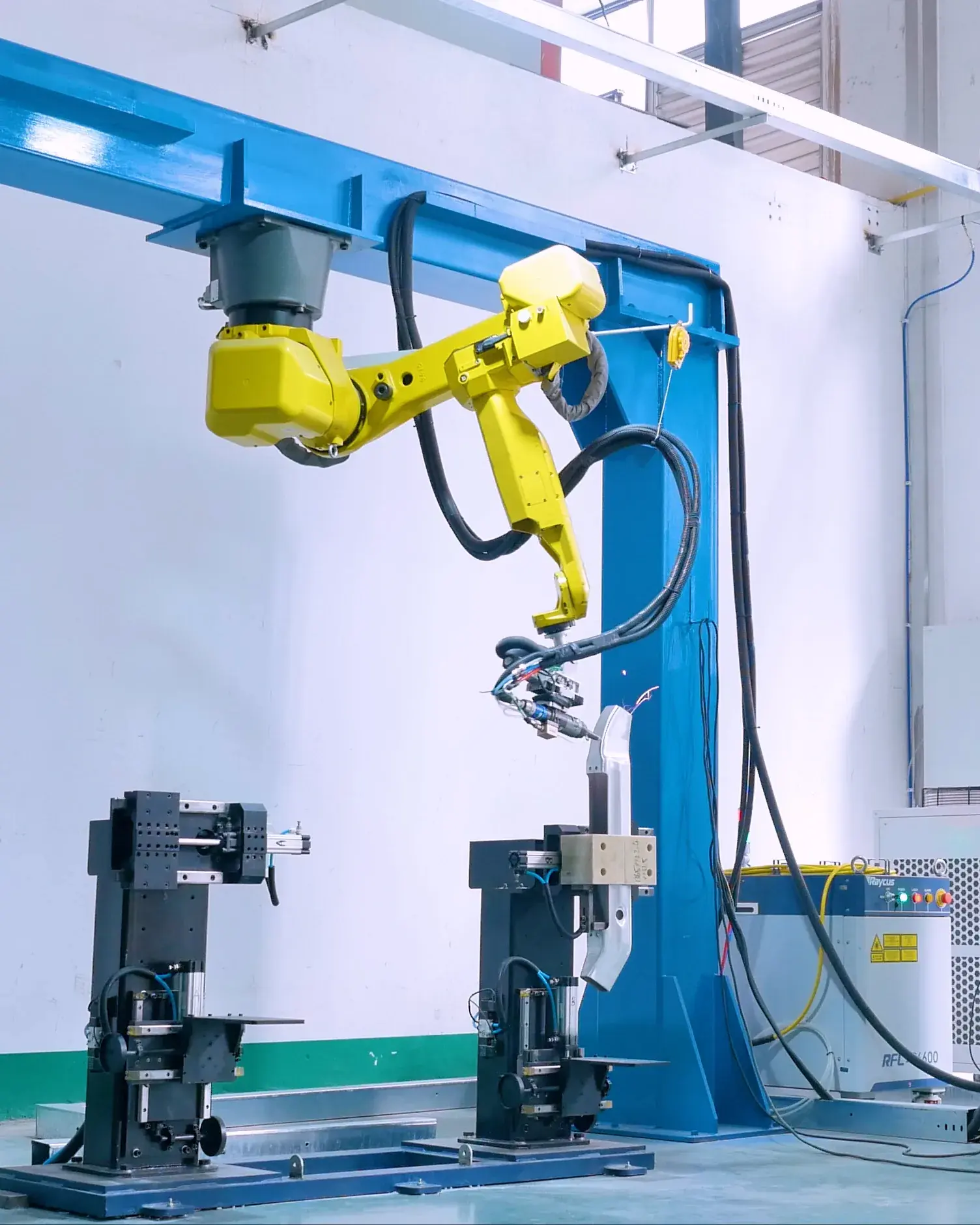 High-Precision CNC Cutting at JOBO Frame Factory High-Precision CNC Cutting at JOBO Frame Factory